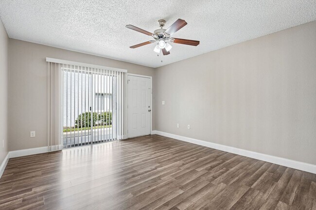 Building Photo - 4149 S Semoran Blvd