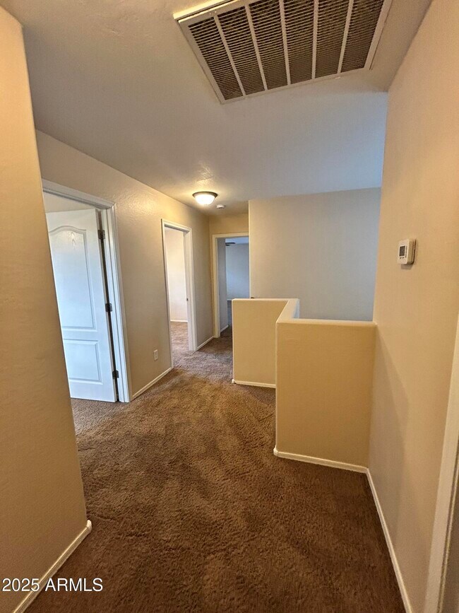 Building Photo - 2794 S Anderson Ln