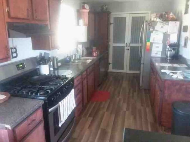 Building Photo - 9179 Farm Rd