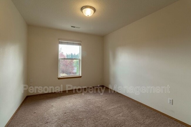 Building Photo - 865 NW Ivy St