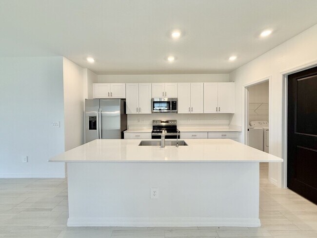 Building Photo - 3521 Great Pk Ct