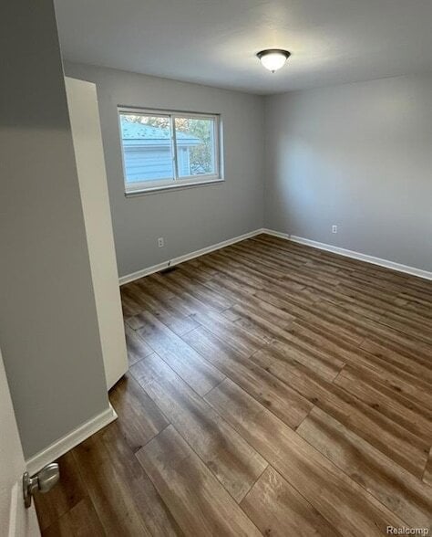 Building Photo - 21816 E 10 Mile Rd