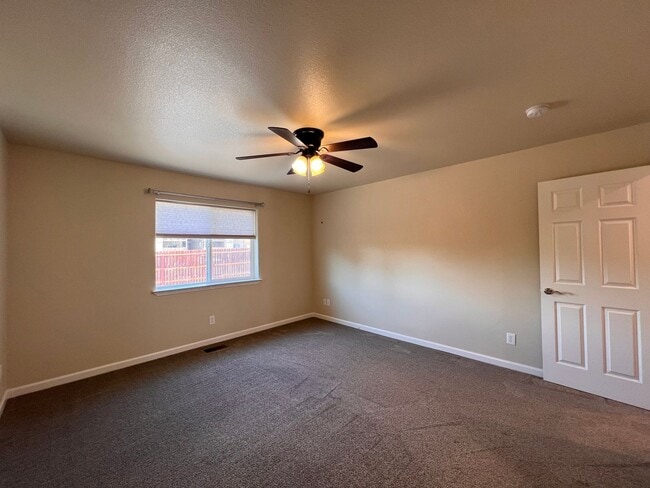 Building Photo - 4-bedroom home in Fallon