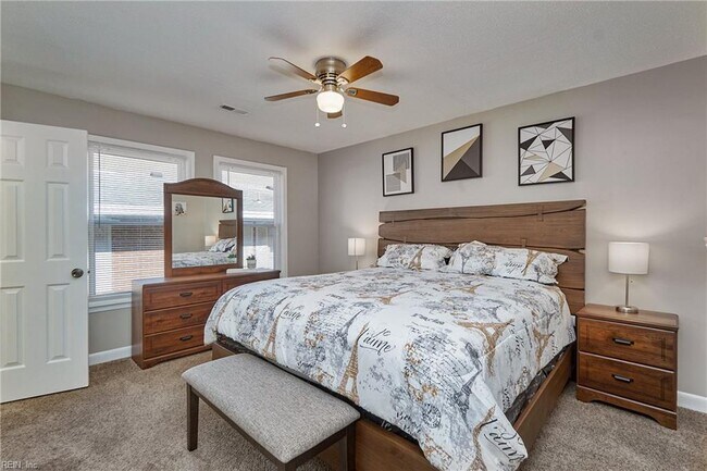 Building Photo - 440 N Oceana Blvd