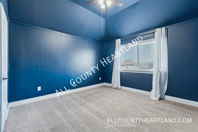 Building Photo - 1403 Zachary Ln