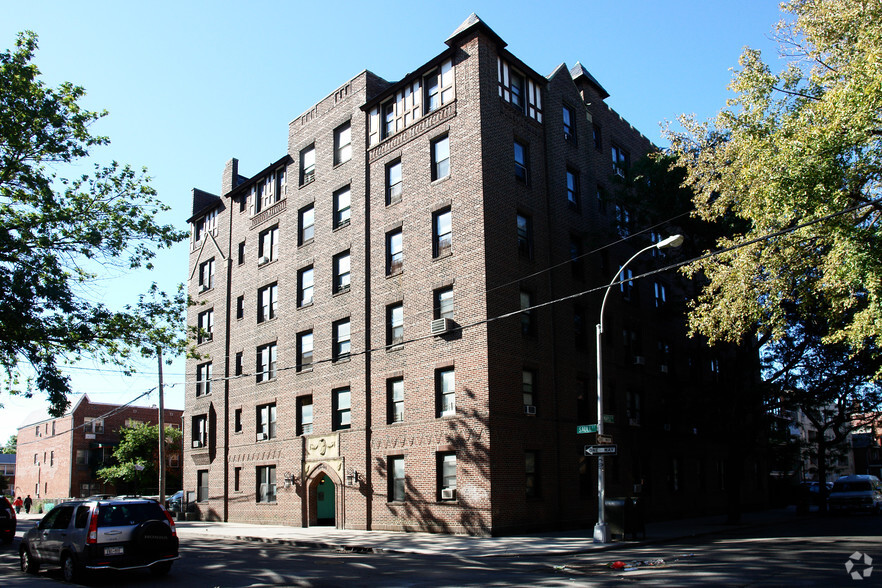 Building Photo - Magnolia Court