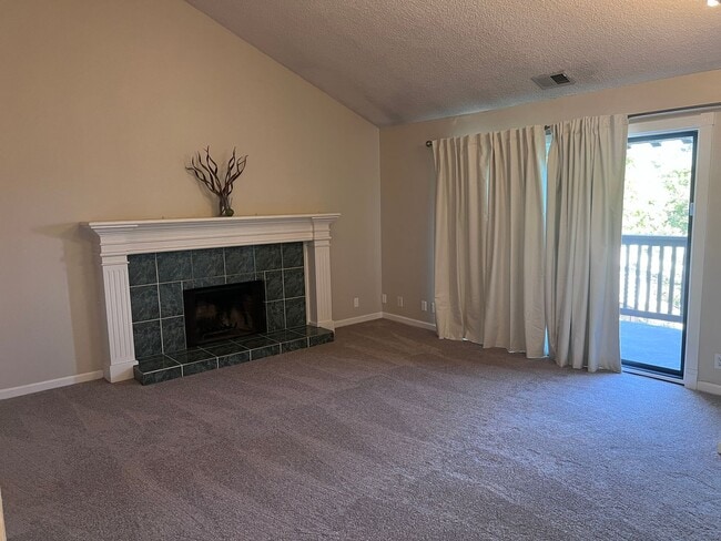 Building Photo - DESIRABLE GATED COMMUNITY WITH VIEWS, POOLS, HOT TUB, FITNESS CENTER, AND MORE!!!