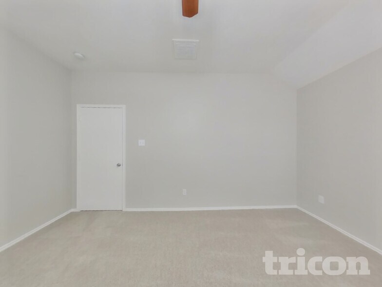 Building Photo - 7215 Lazy Summer Ct