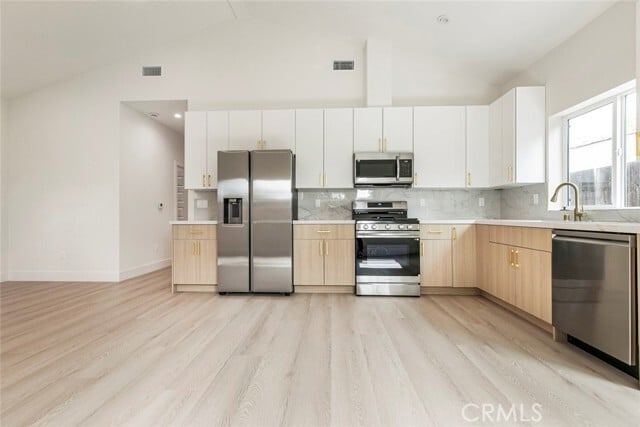 Building Photo - 914 Geneva St