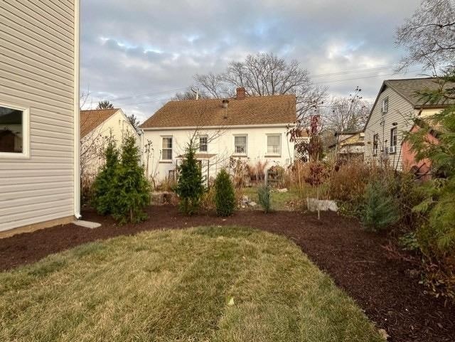 Building Photo - 395 Effinger St