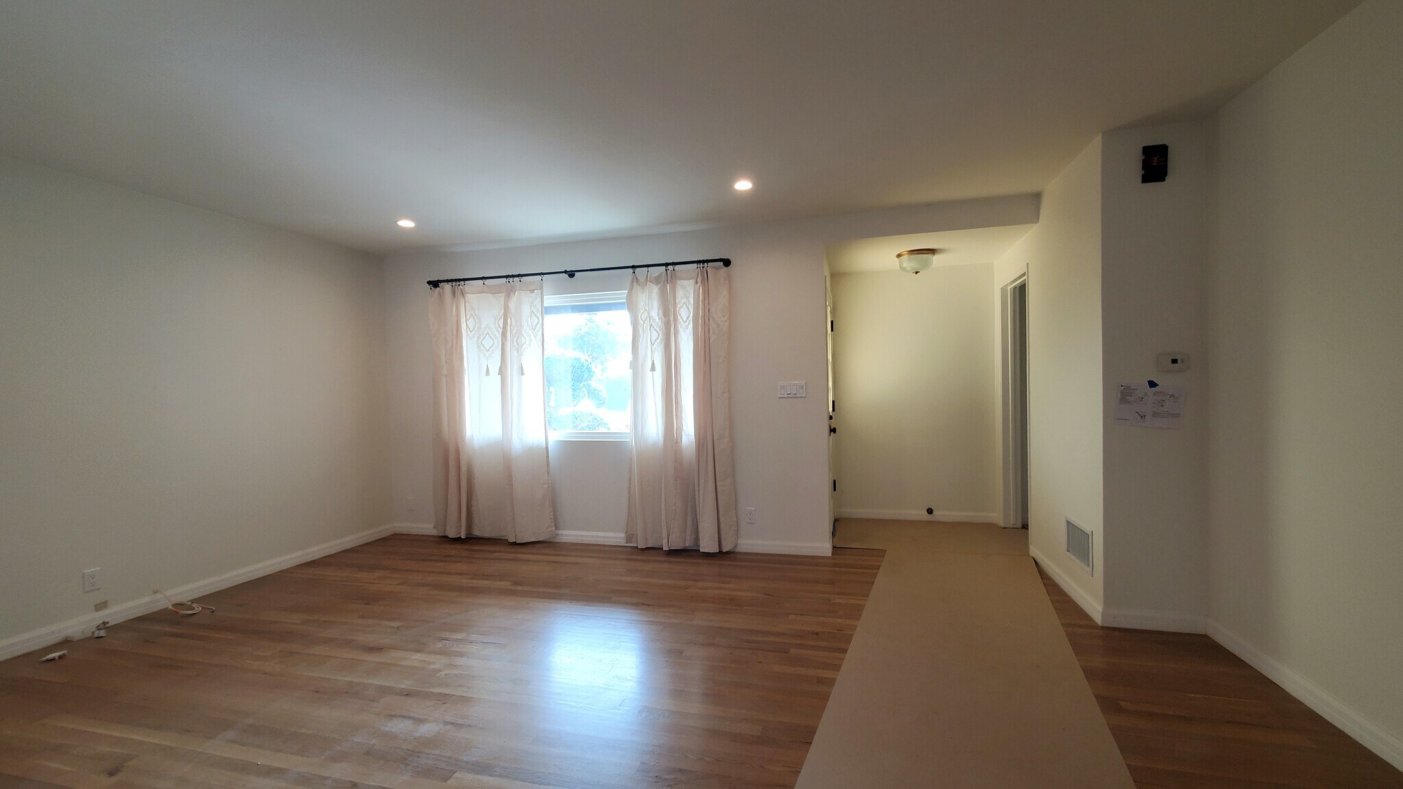 Building Photo - 5303 W 139th St