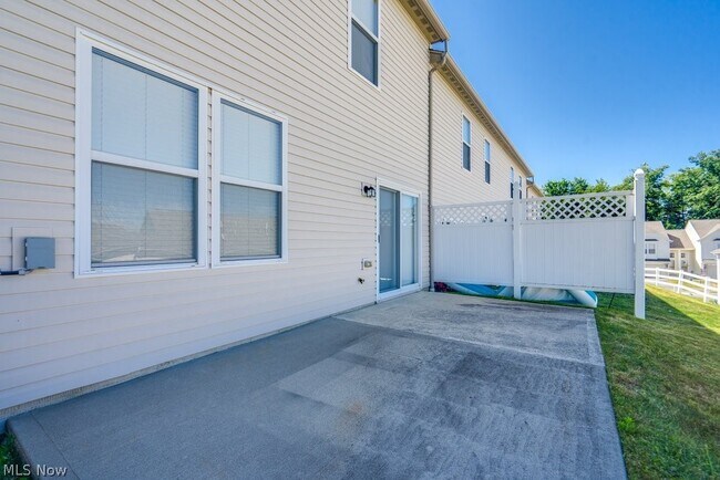 Building Photo - 3955 Gardiner Run