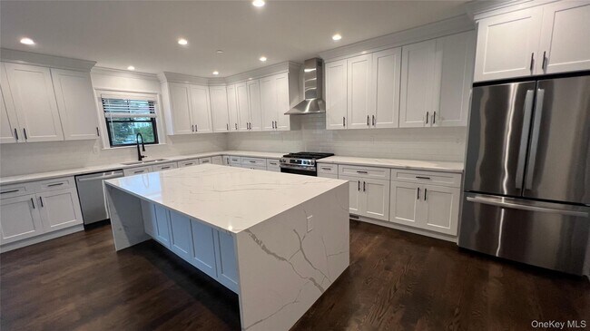 Primary Photo - 40 Elmwood Ave