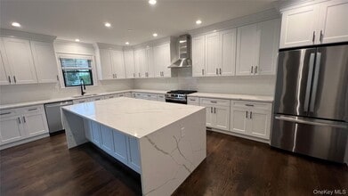 Building Photo - 40 Elmwood Ave