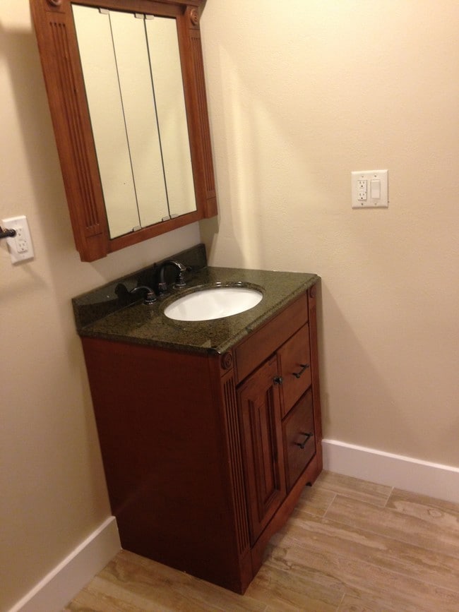Granite Sink - 4020 Massachusetts E St