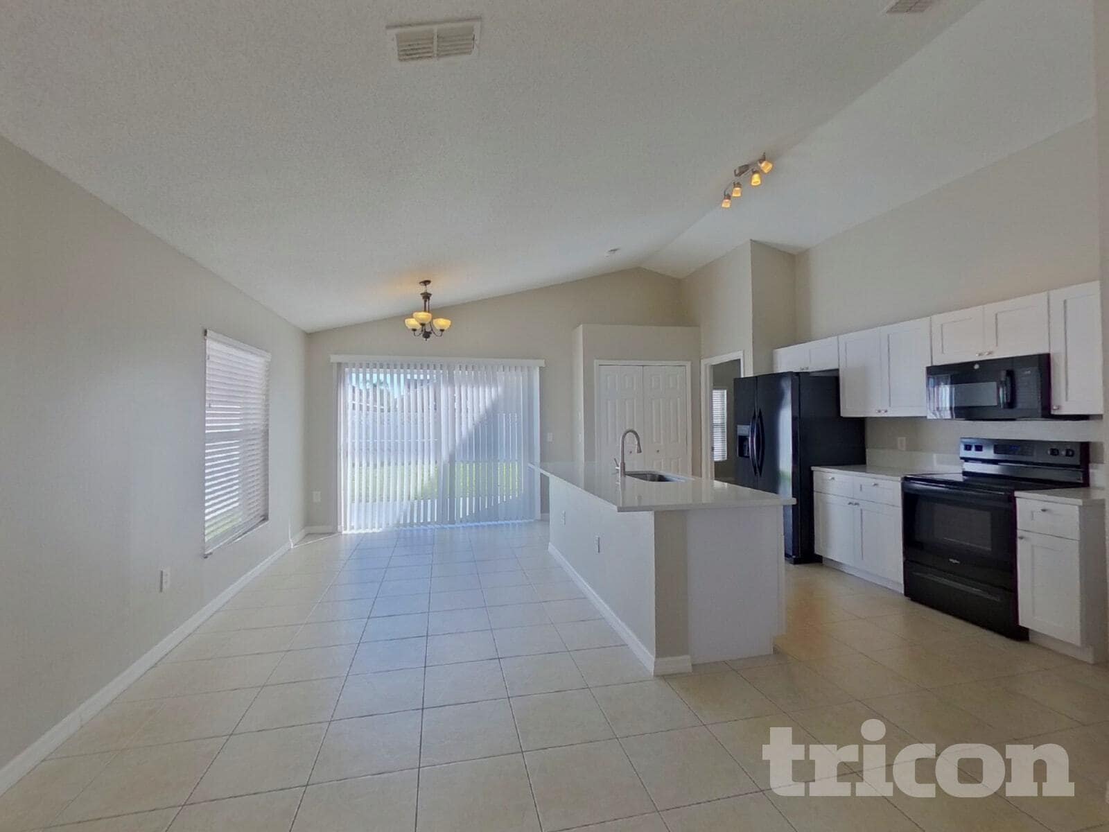 Building Photo - 2412 Cedarfield Ln