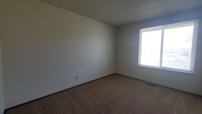Building Photo - 1709 S Rainier Pl