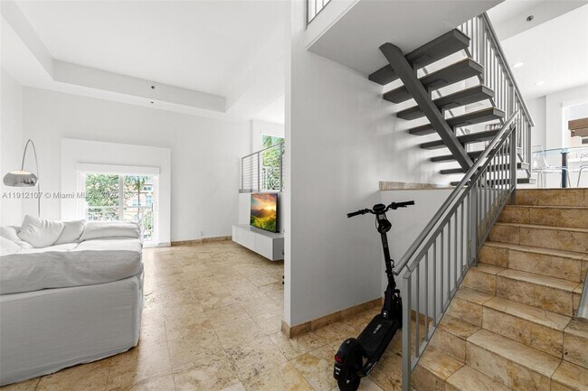 Building Photo - 100 Jefferson Ave