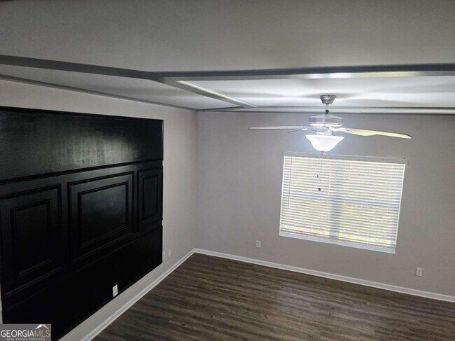 Building Photo - 213 N Fortune Way