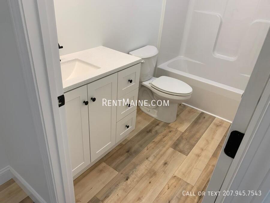 Building Photo - 66 Wildwood Dr