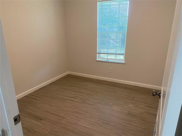 Building Photo - 312 W Rentz St