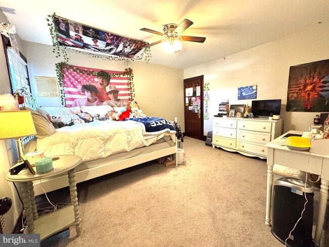 Building Photo - 425 Juniper St