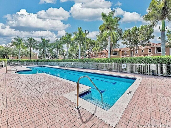 Building Photo - 8450 NW 138th Terrace