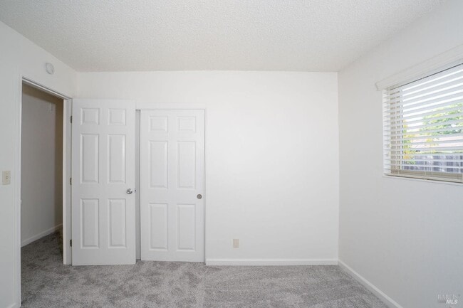 Building Photo - 4248 Leafwood Cir E
