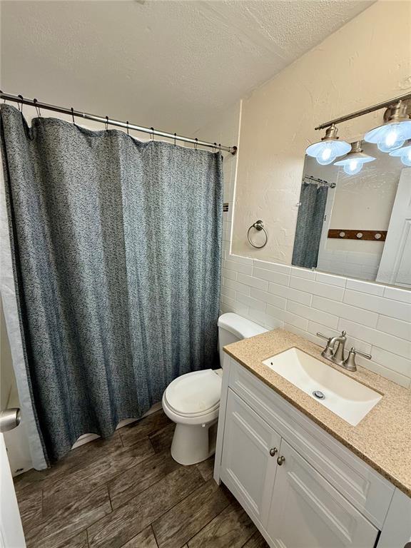 Building Photo - 7601 32nd Ave N