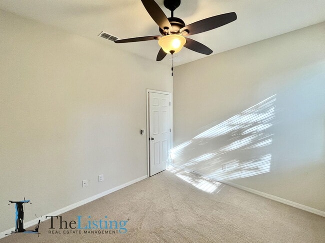 Building Photo - 7326 Azalea Cove Cir