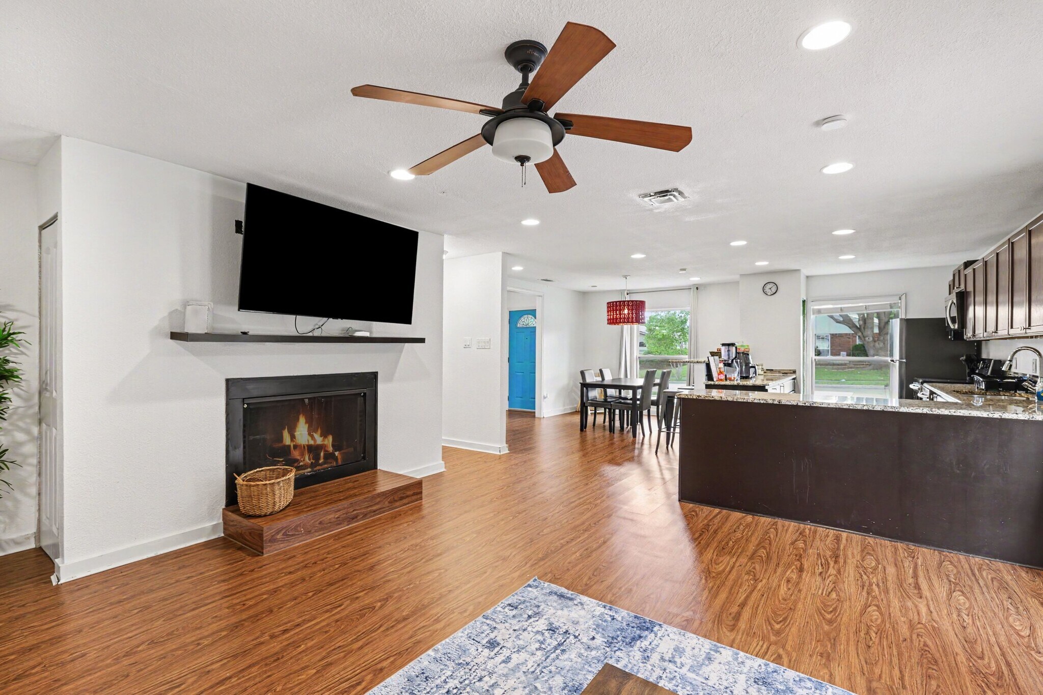 Building Photo - 6556 Osage Trl