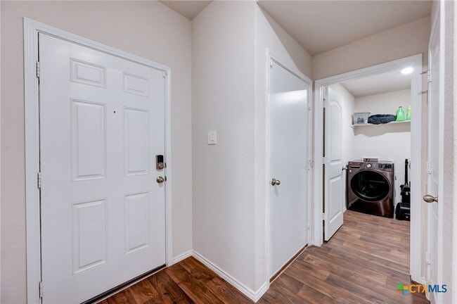 Building Photo - 849 Gerardia Ct