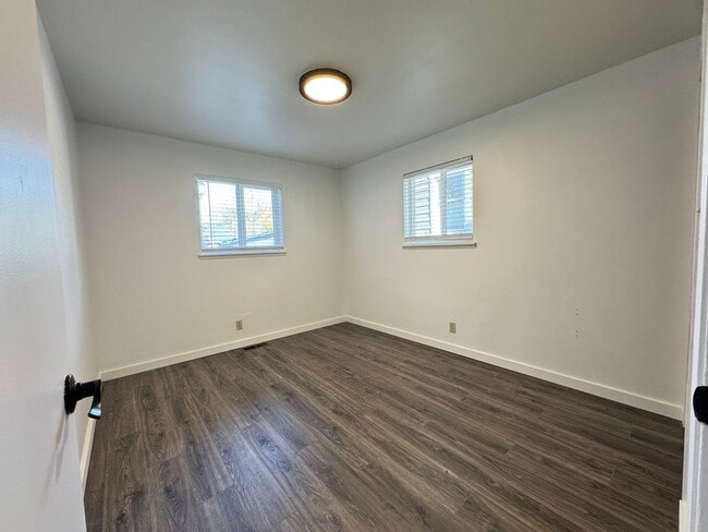Building Photo - Ramesh House | Spacious 3x2 Available Now! | Rare Green Lake Home w/ Garage, Storage and Private ...