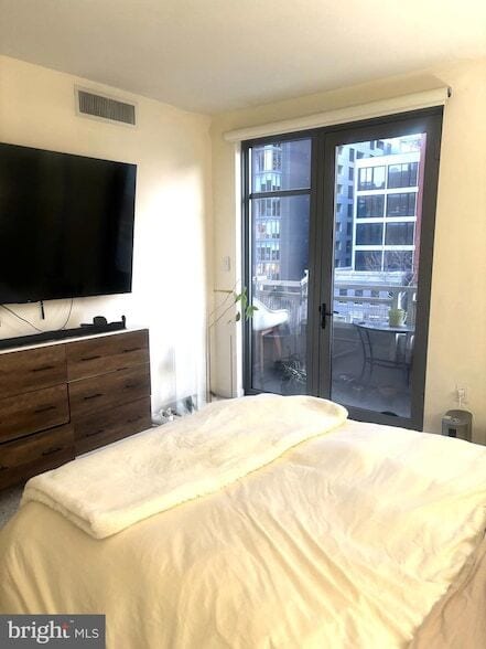 Building Photo - 475 K St NW