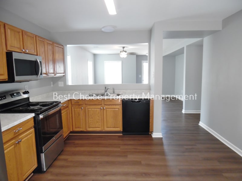 Building Photo - 432 Standing Rock Dr
