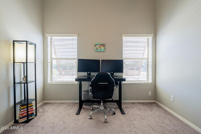 Building Photo - 2929 N 37th St