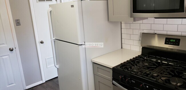 Building Photo - 8055 Wolff St