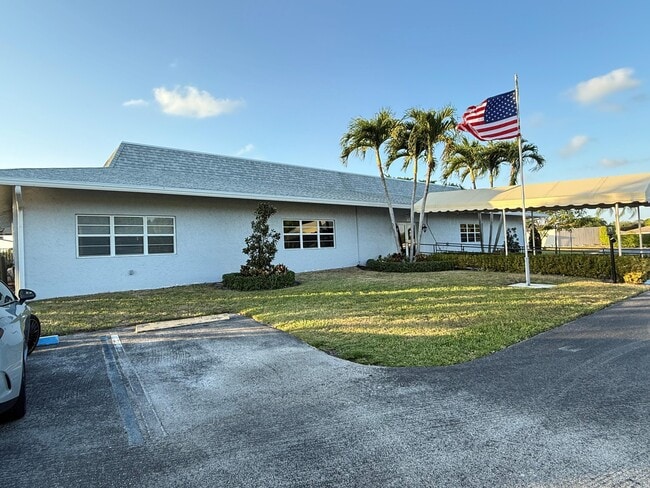 Building Photo - 14676 Canalview Dr