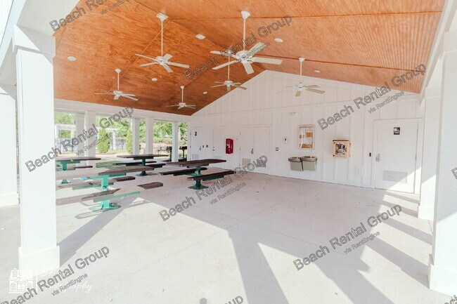 Building Photo - 3500 Cornflower Wy
