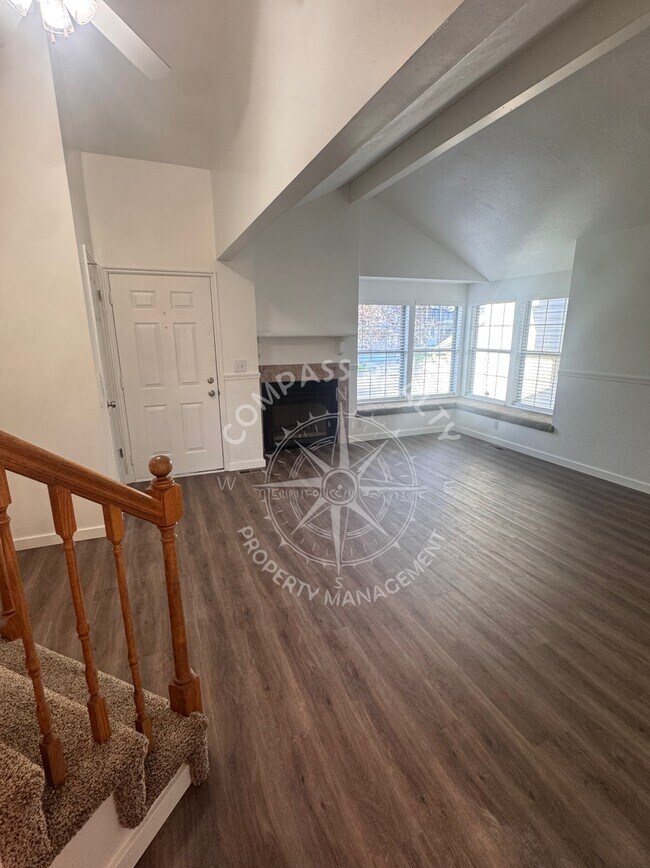 Building Photo - 1226 Brandonwood Dr