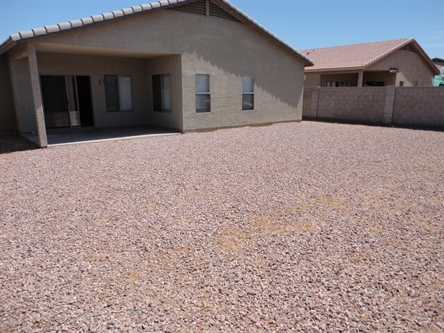 Building Photo - 7201 W Sunderland Ave