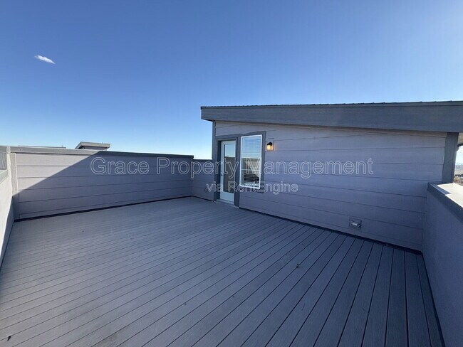 Building Photo - 1585 W 68th Ave