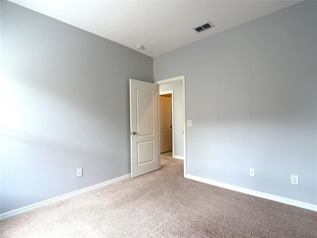 Building Photo - 1282 Clove Dr