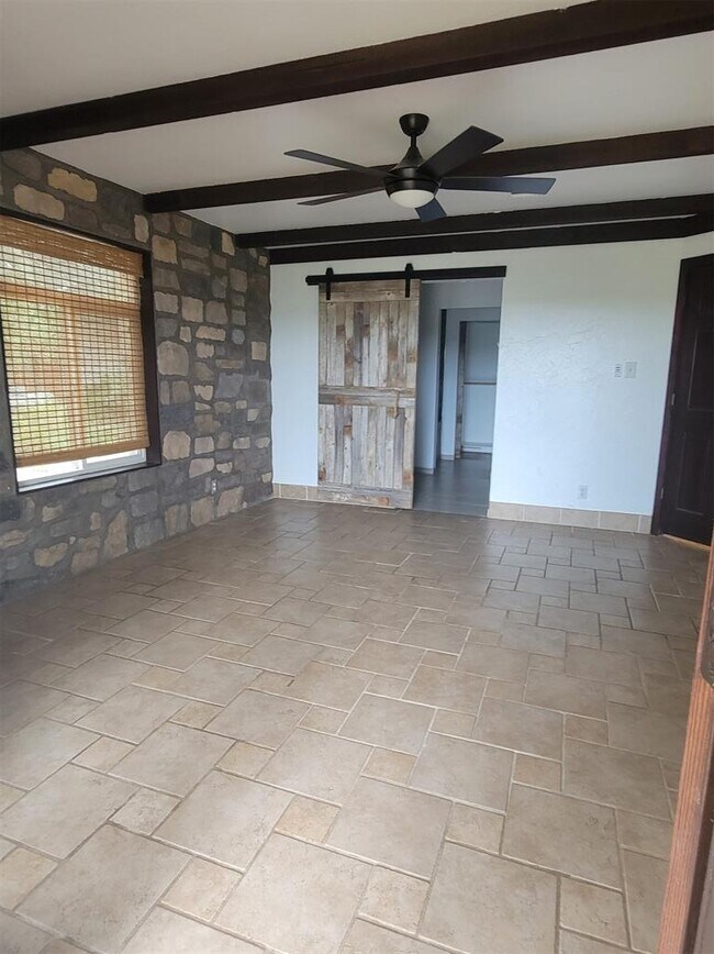 Building Photo - 24369 Bingham Creek Rd