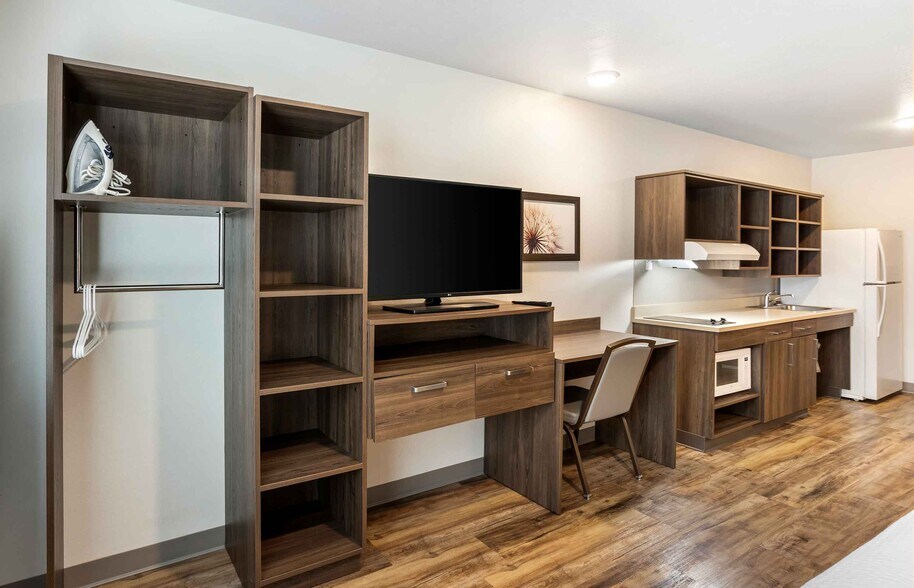 Building Photo - Furnished Studio-Philadelphia - Plymouth Meeting - West