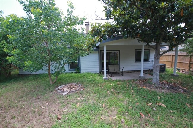 Building Photo - 22138 Birch Valley Dr