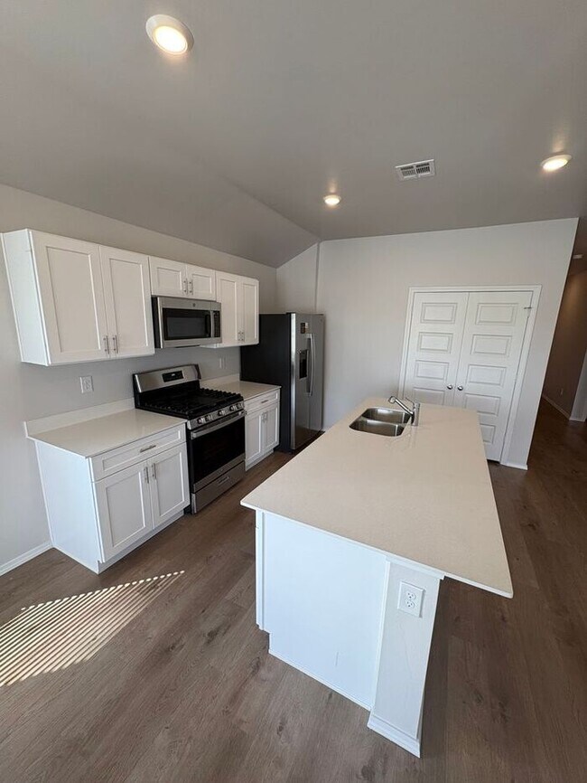Building Photo - Modern New Construction 4 Bedroom, 2 Bathroom Home in Yukon with Open Living Spaces
