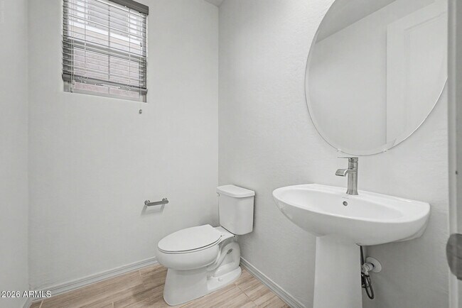 Building Photo - 25552 S 230th St