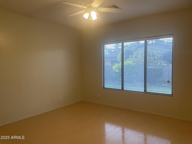 Building Photo - 2165 W Olive Way