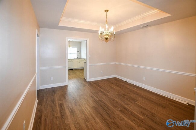 Building Photo - 736 Hobbs Rd SE